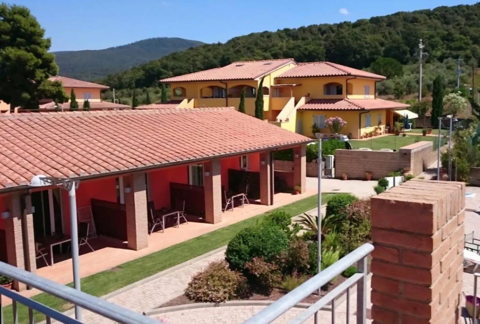 Ombra Verde Residence E B&B Follonica 2*,  Italy